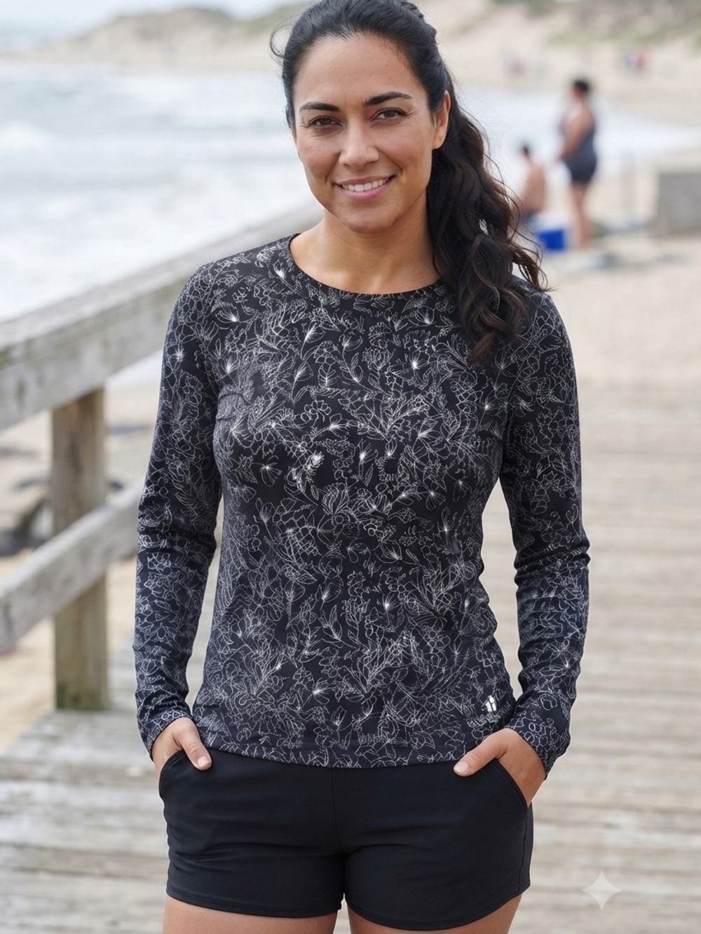 Hang Ten Black Floral Long Sleeve UPF 50+ Rash Guard NWT Large